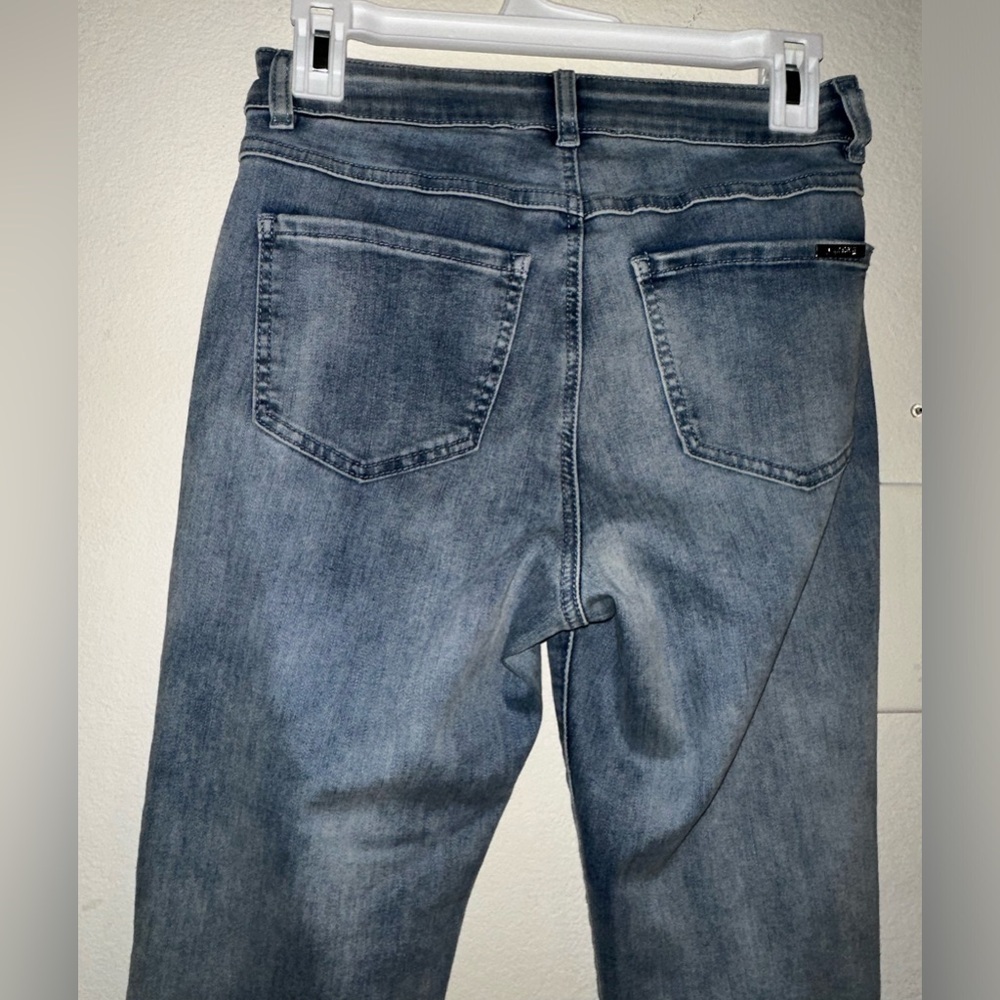 Joseph Ribkoff women’s pearl embellished cropped blue jeans denim contemporary 4 - Picture 6 of 8